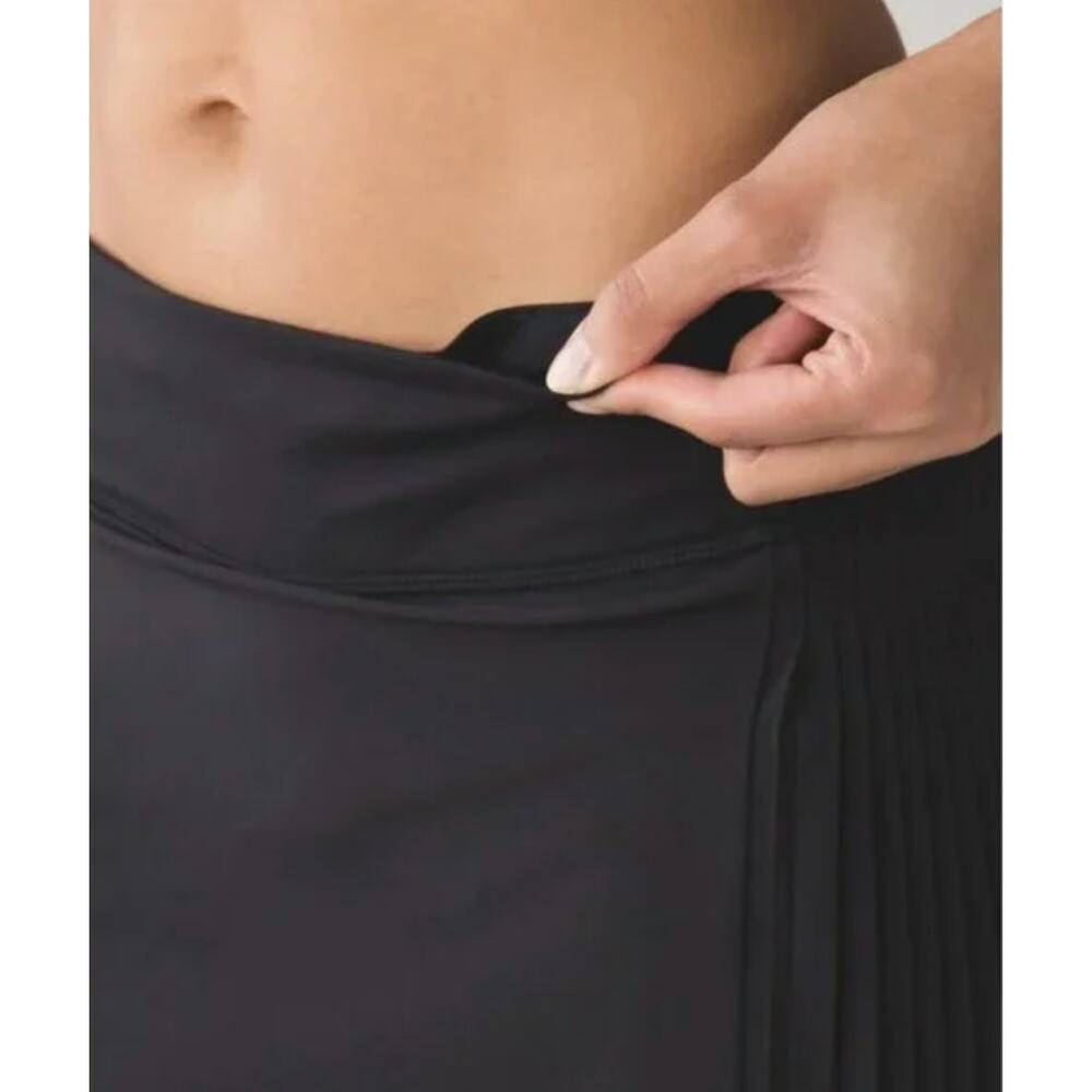lululemon athletica Black Pleated Skort - Picture 3 of 13